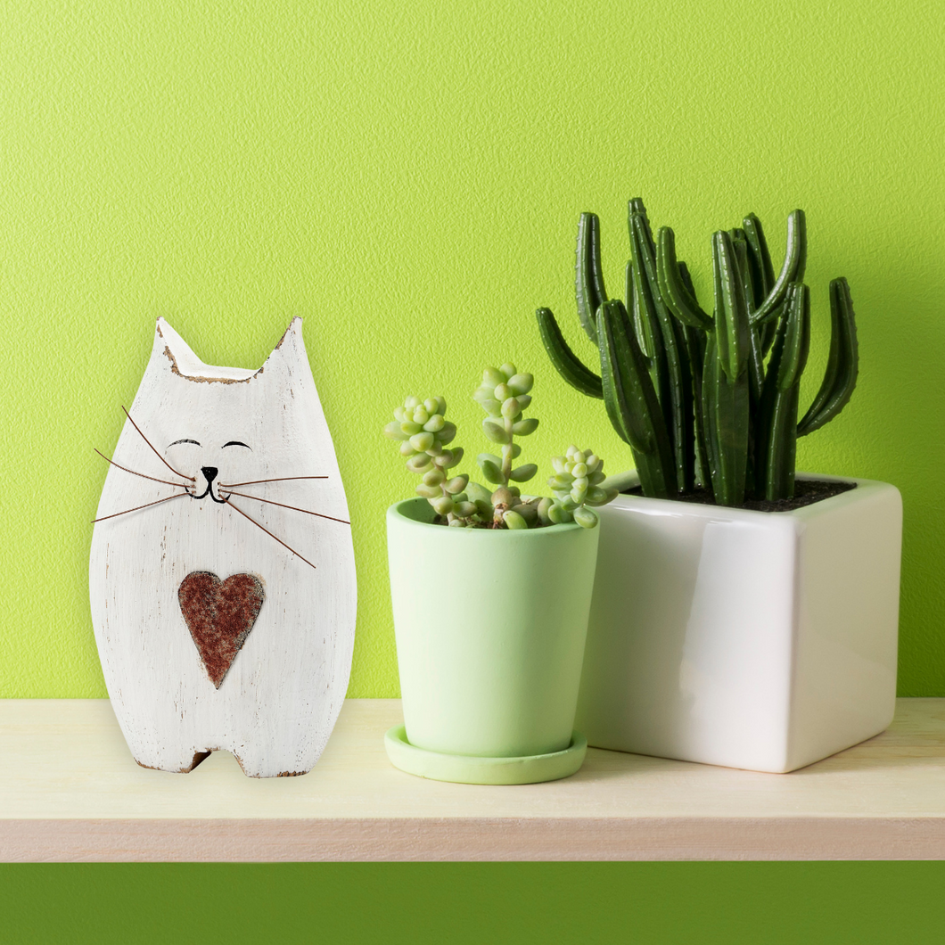 Rustic Cat Heart Sitter